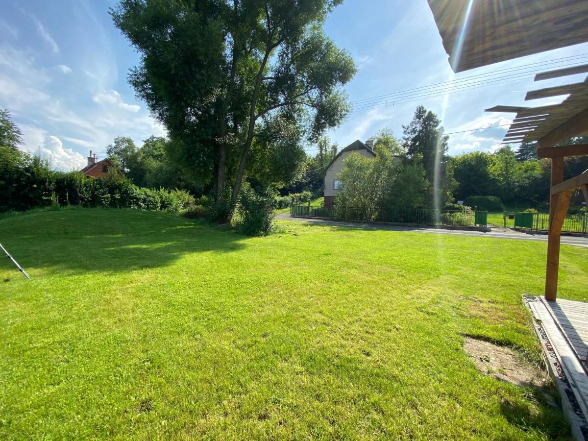 Вилла Bungalov V Beskydech Френштат-под-Радгоштем Экстерьер фото